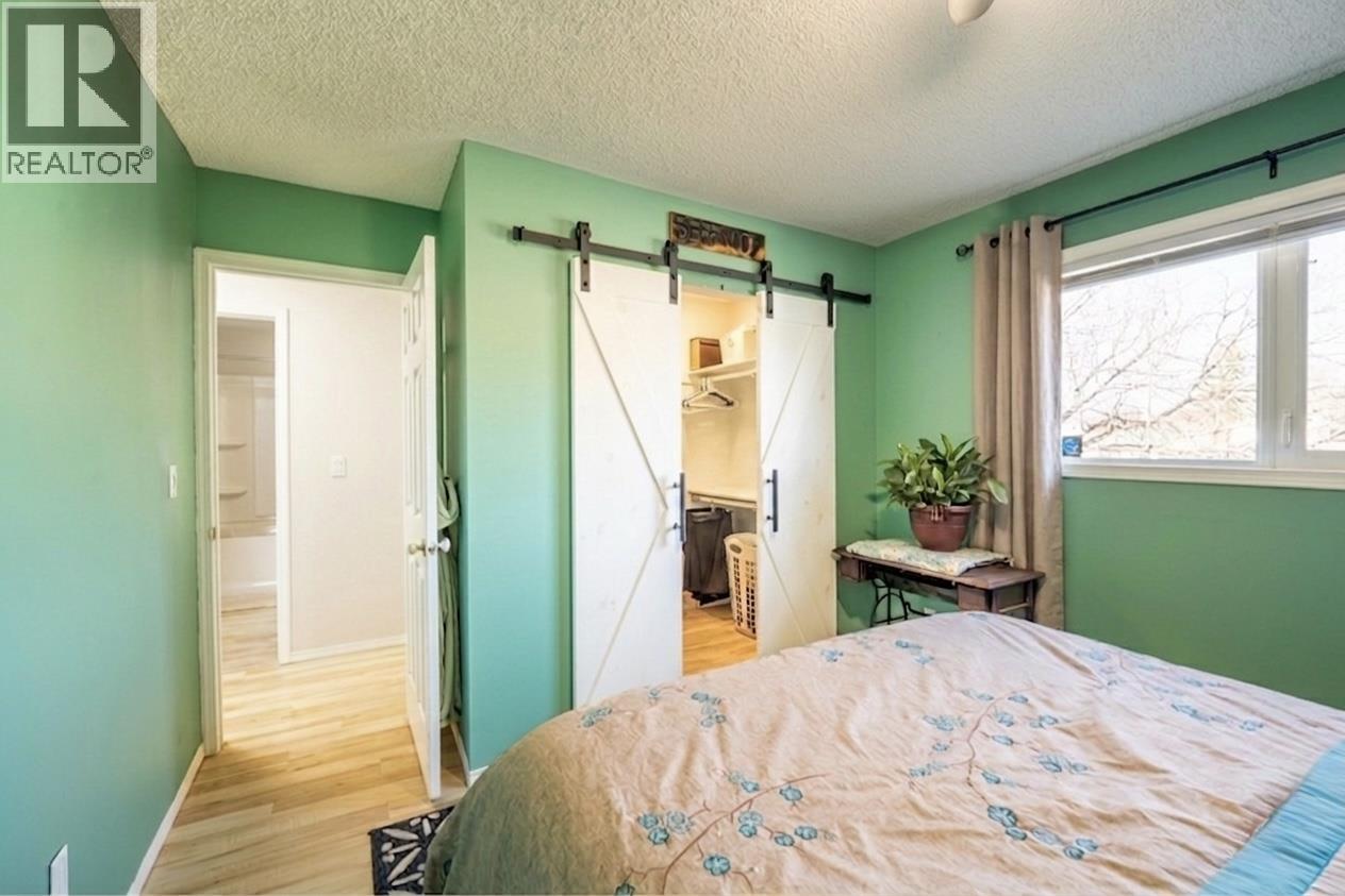 9672 N SPRUCE STREET - 17
