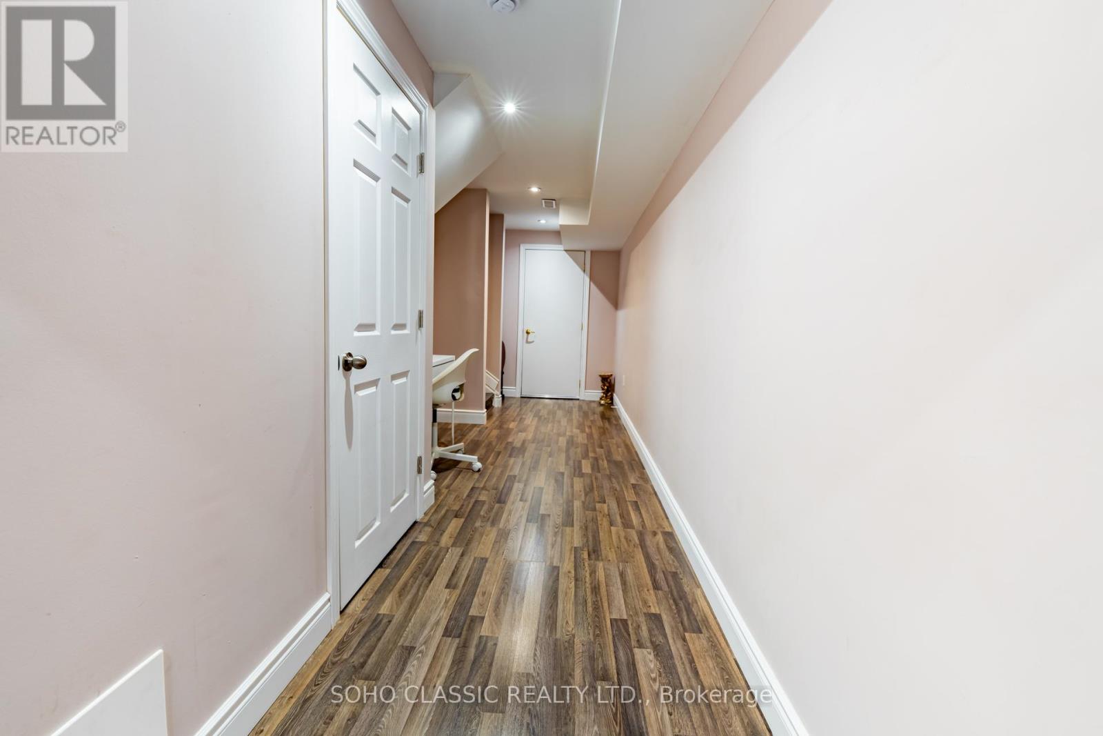 35 BRUNEL STREET - 21