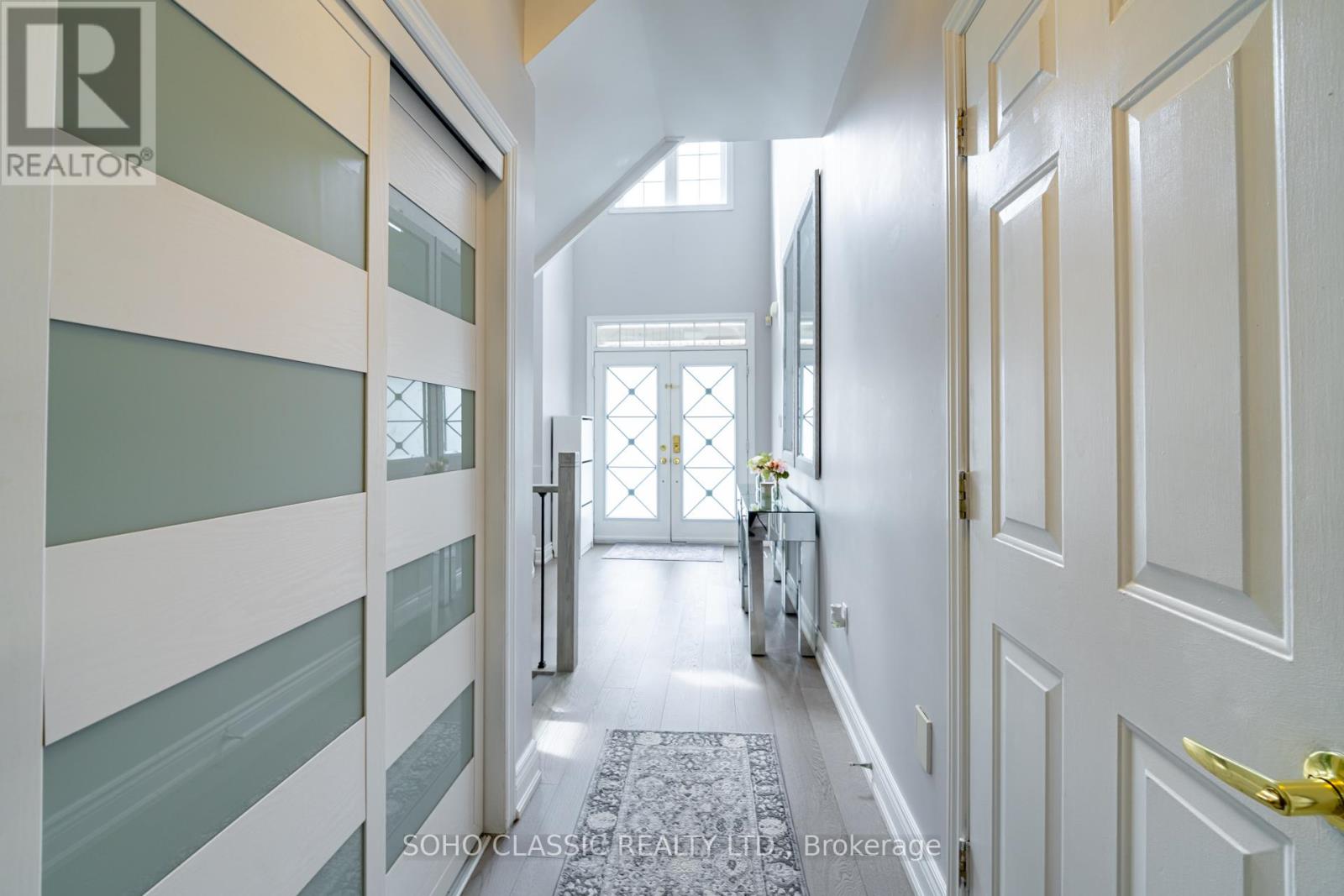 35 BRUNEL STREET - 5