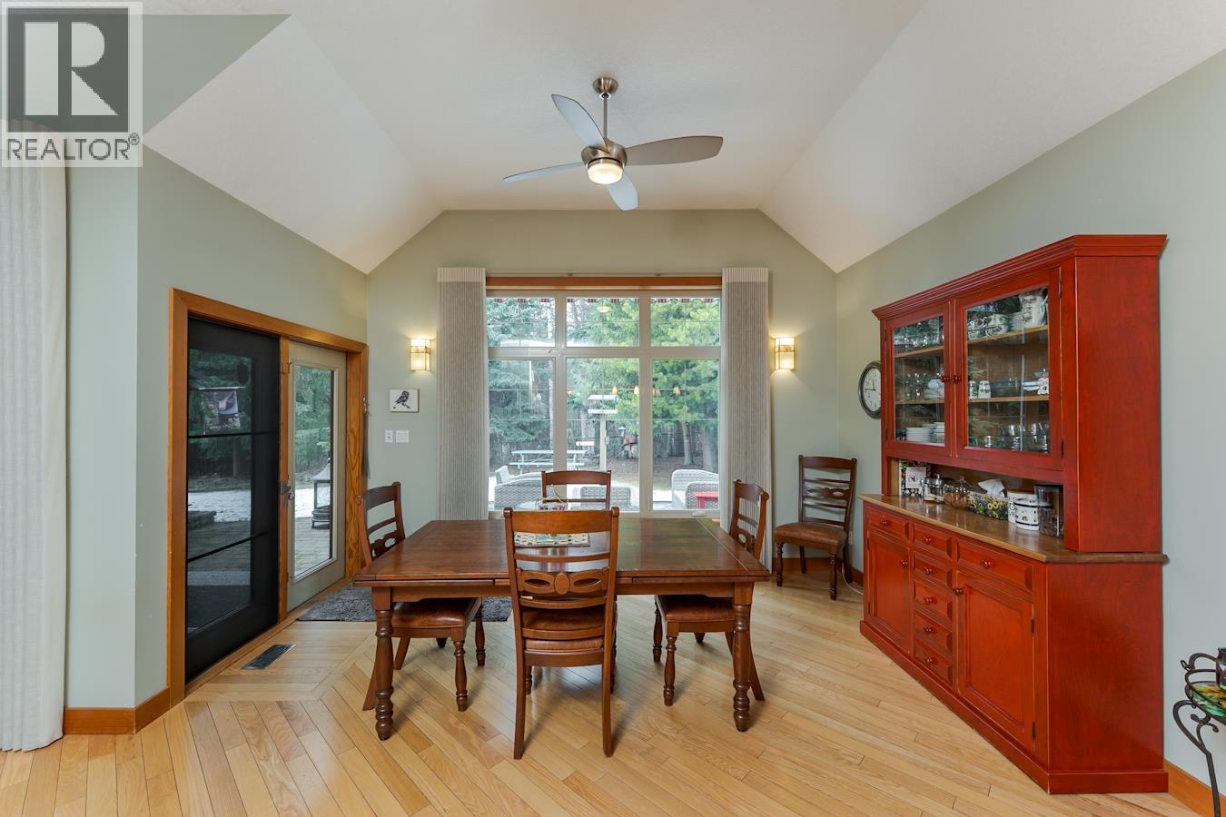 Photo 9 of 38 — 2703 MAURICE DRIVE · Prince George, BC