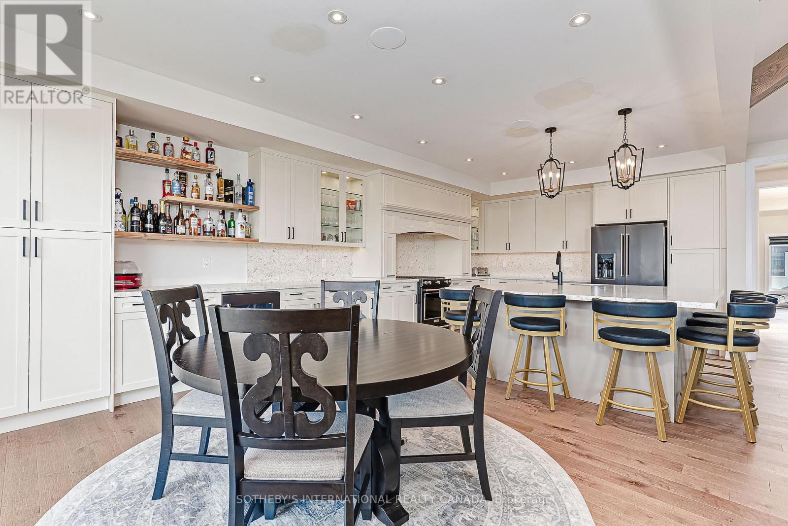 103 STONELEIGH DRIVE - 22