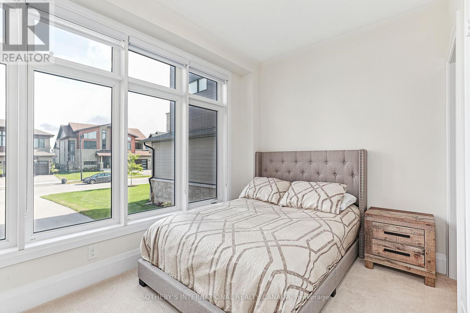 103 STONELEIGH DRIVE - 47