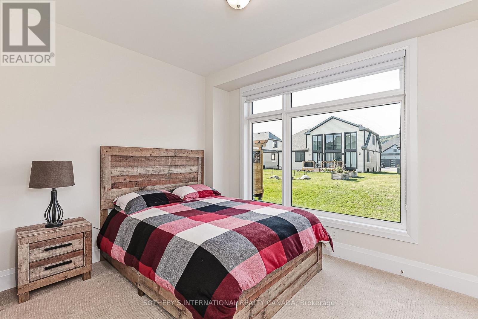 103 STONELEIGH DRIVE - 45