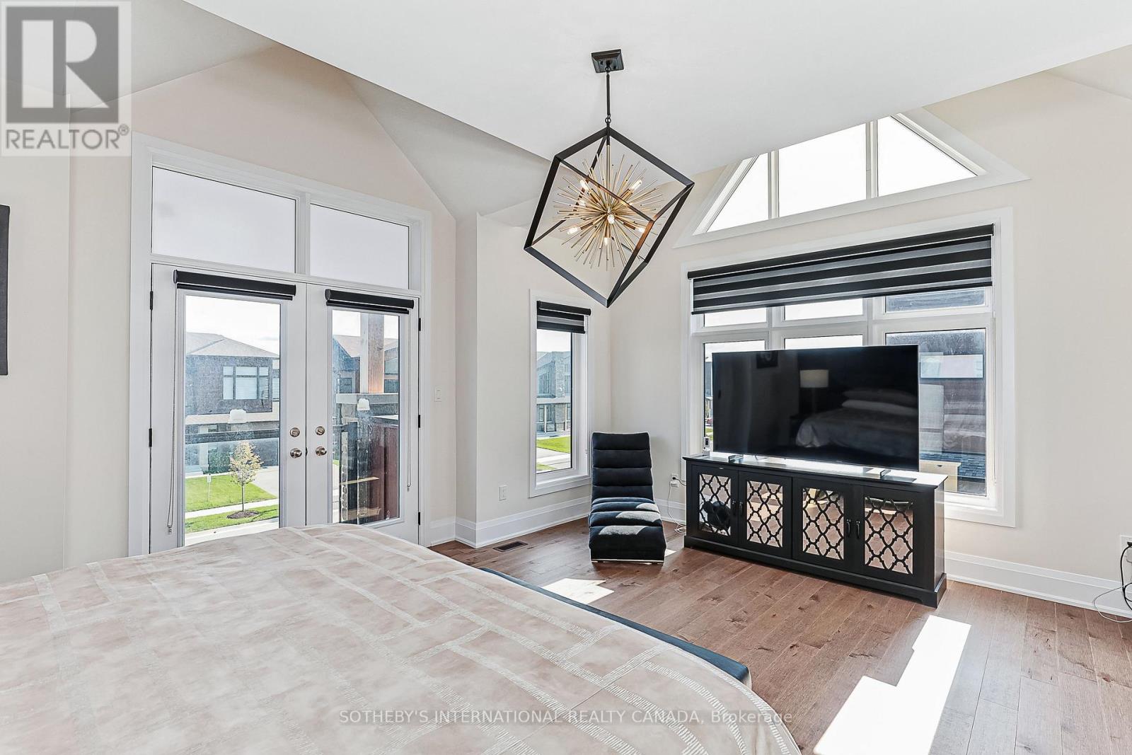 103 STONELEIGH DRIVE - 30