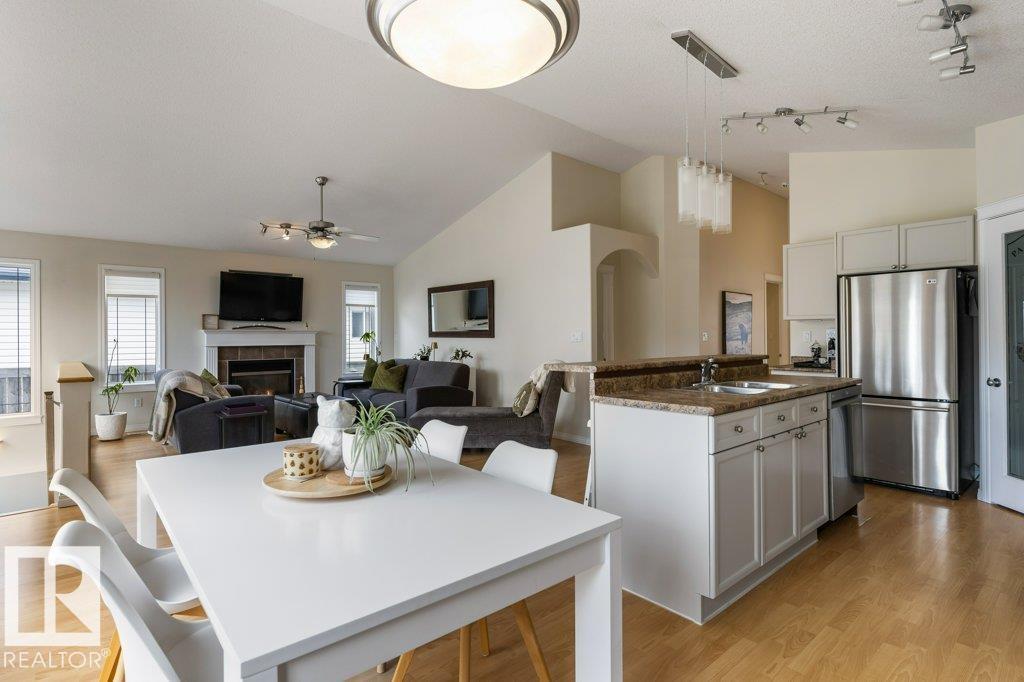 94 EASTGATE WY, St. Albert