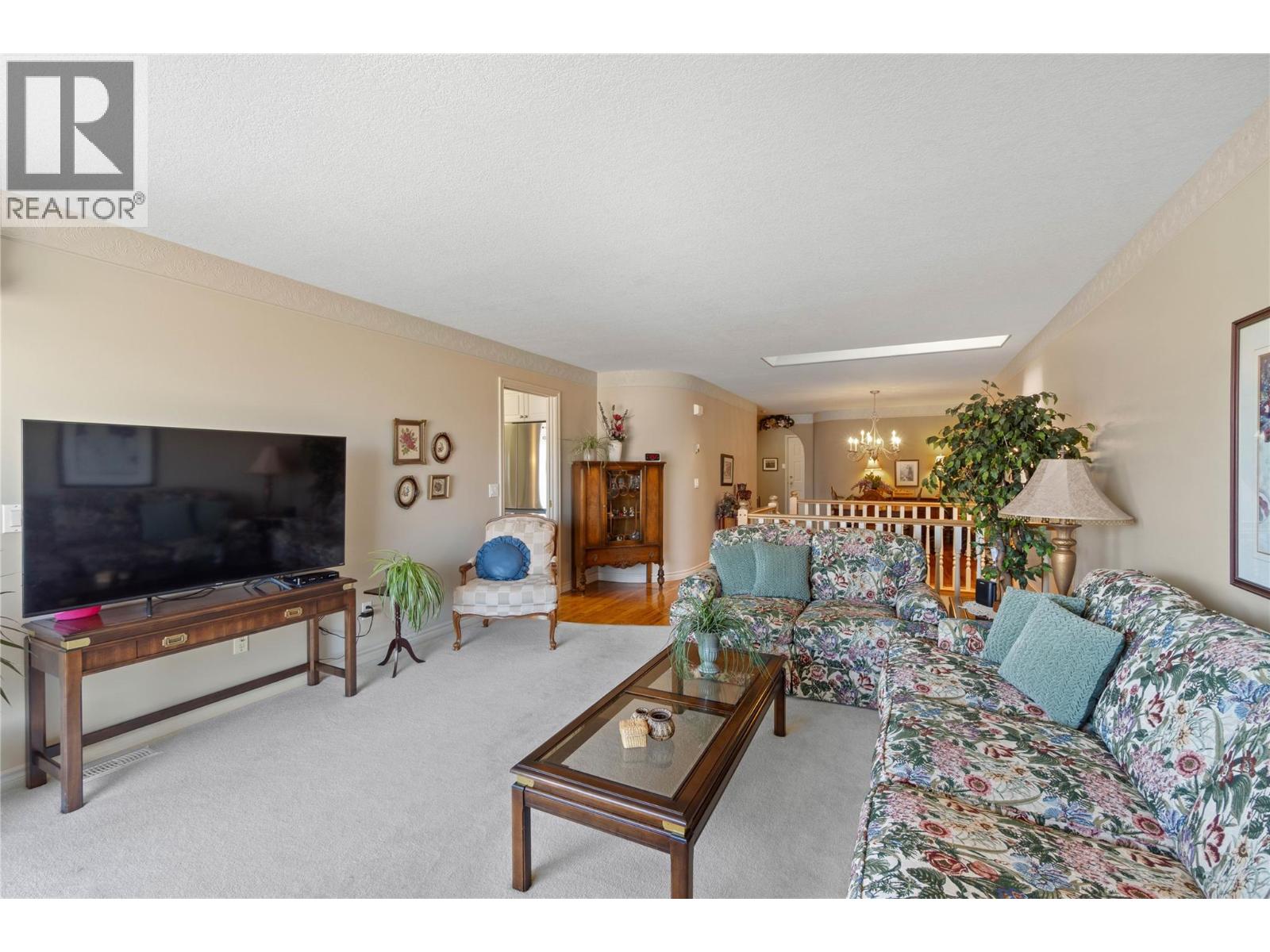 #20 255 PEMBERTON Terrace - 9