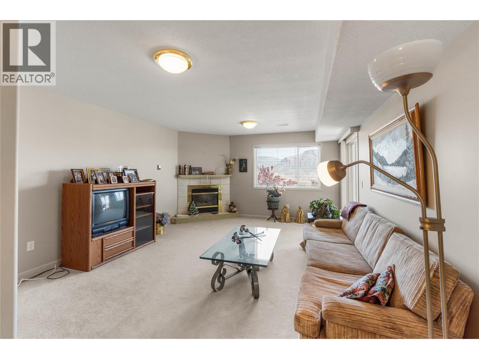 #20 255 PEMBERTON Terrace - 20