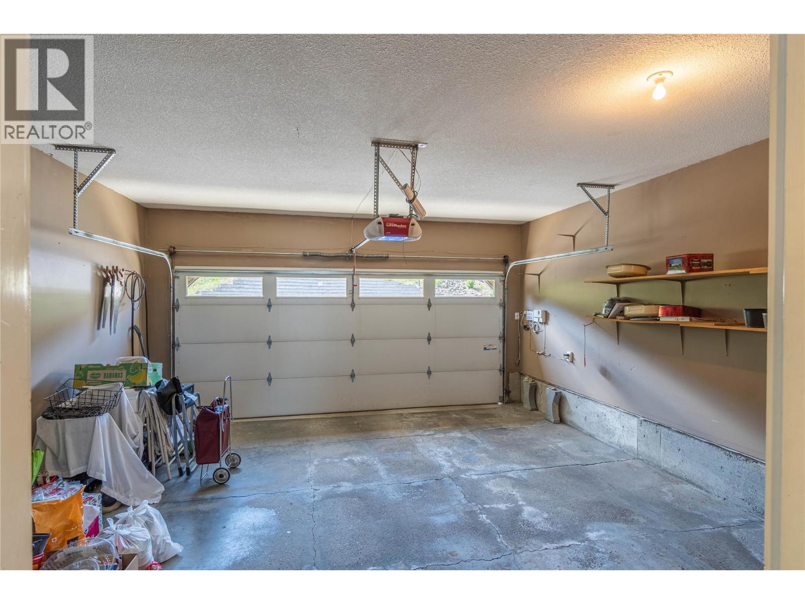 #20 255 PEMBERTON Terrace - 28
