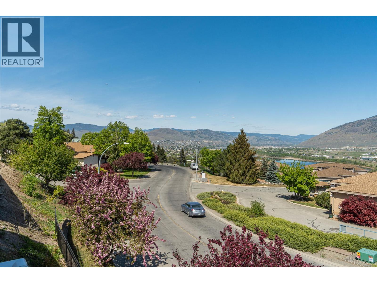 #20 255 PEMBERTON Terrace - 29