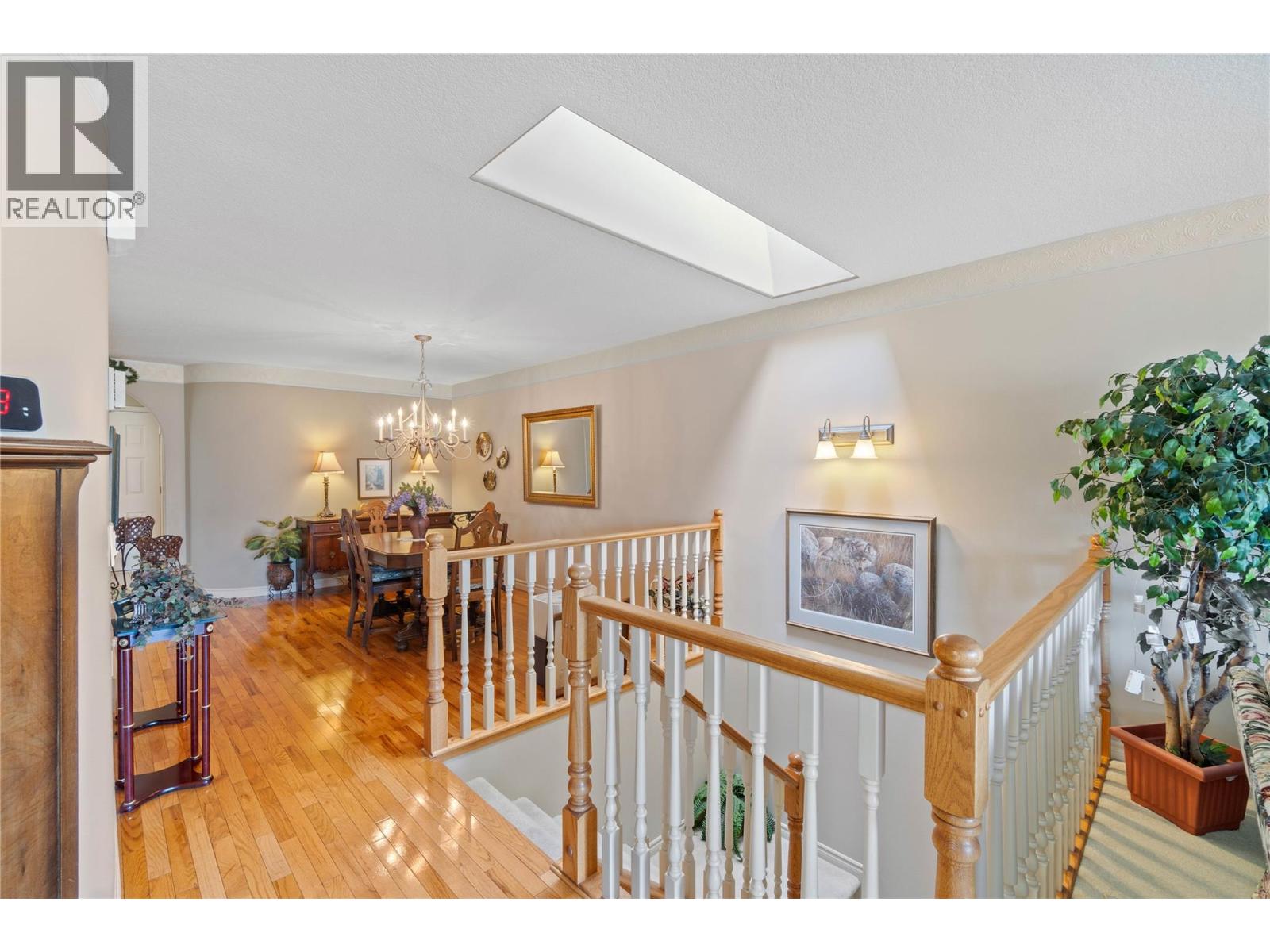 #20 255 PEMBERTON Terrace - 8