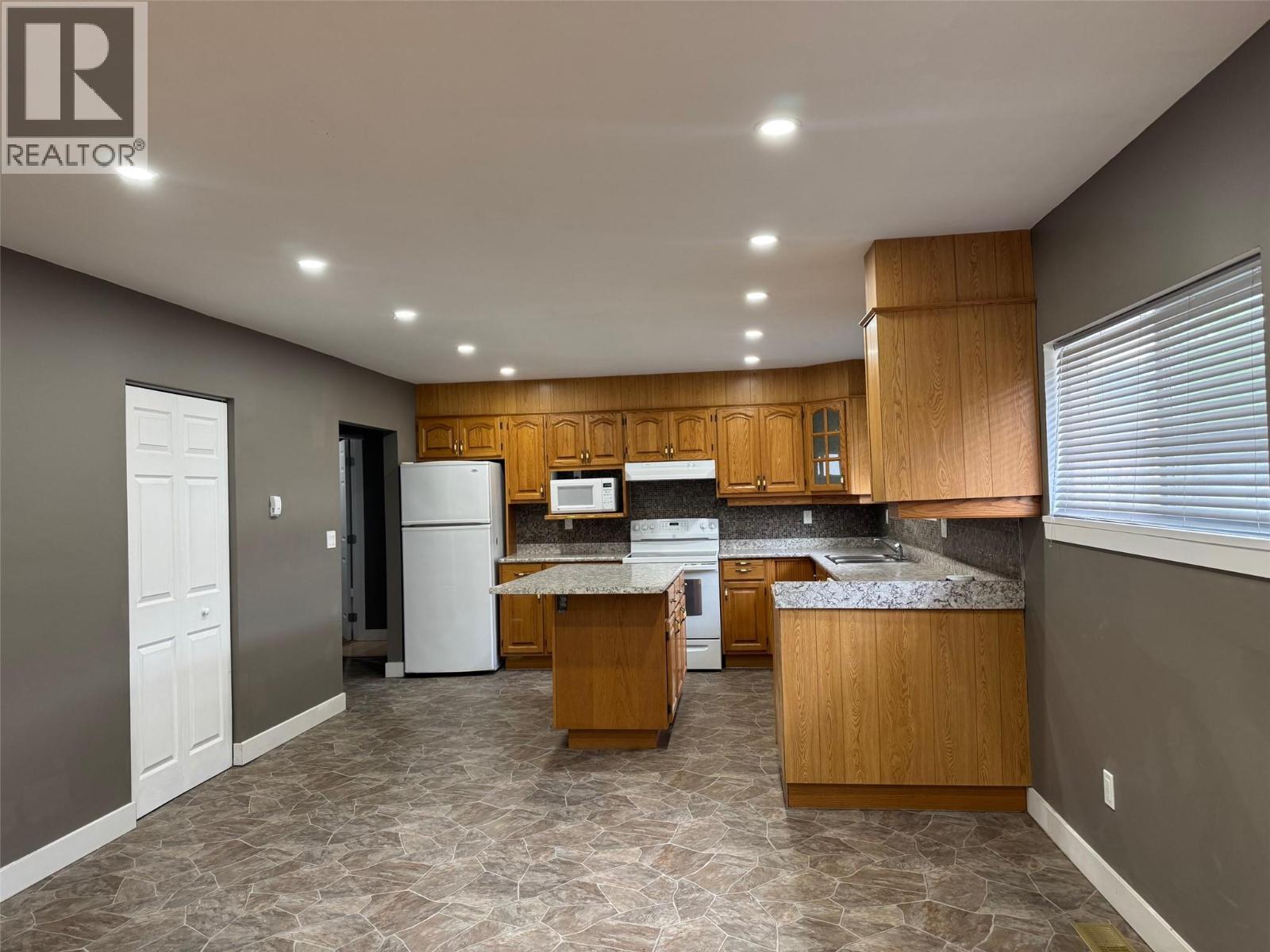 1602 Greig Street, Merritt