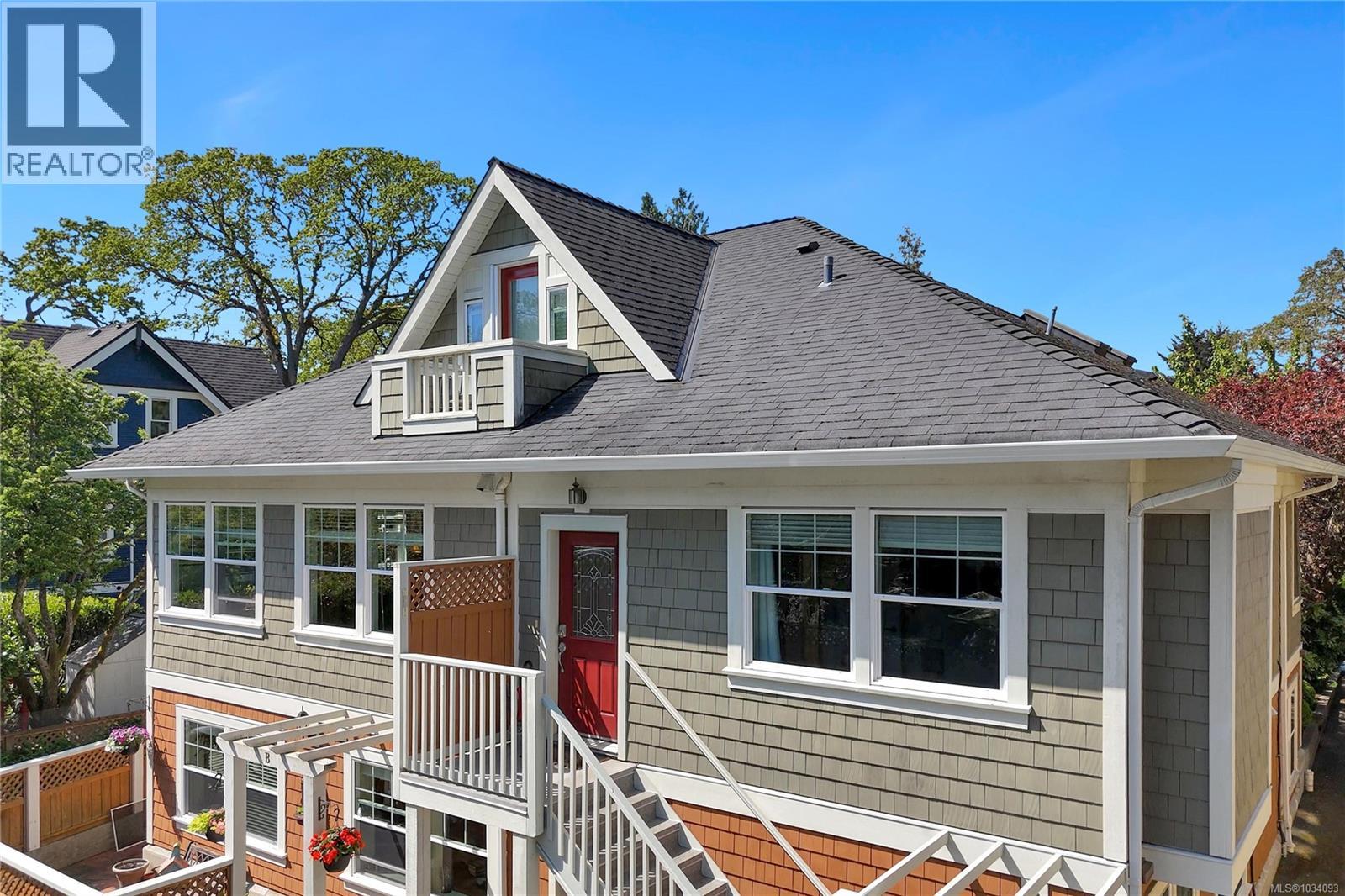 D 1047 Chamberlain St, Victoria