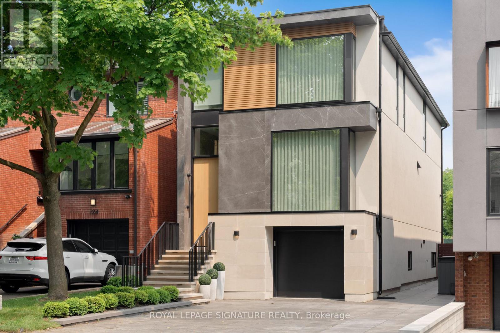 126 SHERWOOD AVENUE, Toronto