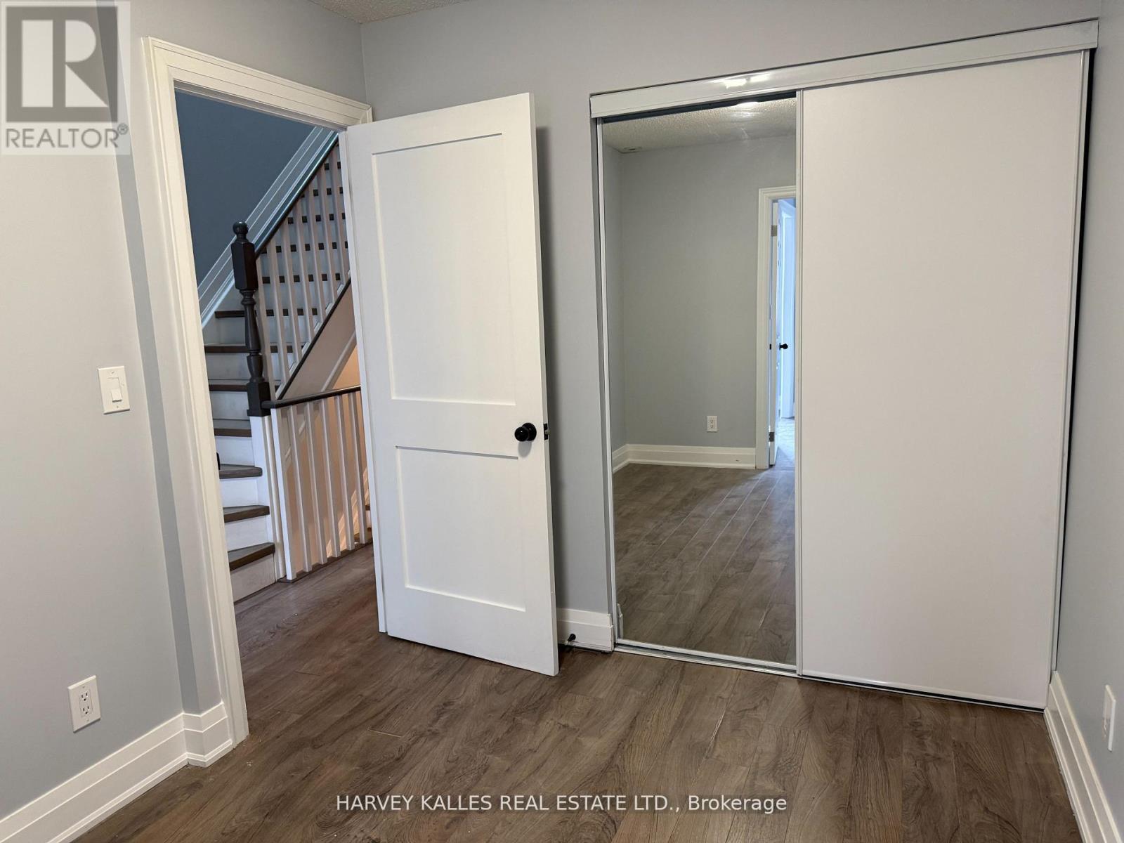 #710 1881 MCNICOLL AVENUE - 8