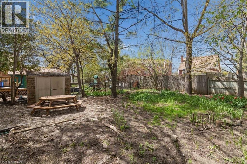 26 SYDNEY Street N, Kitchener, Ontario, N2H3L5 — Photo 17
