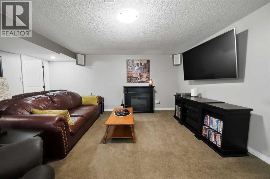 6 Sydney Close, Red Deer