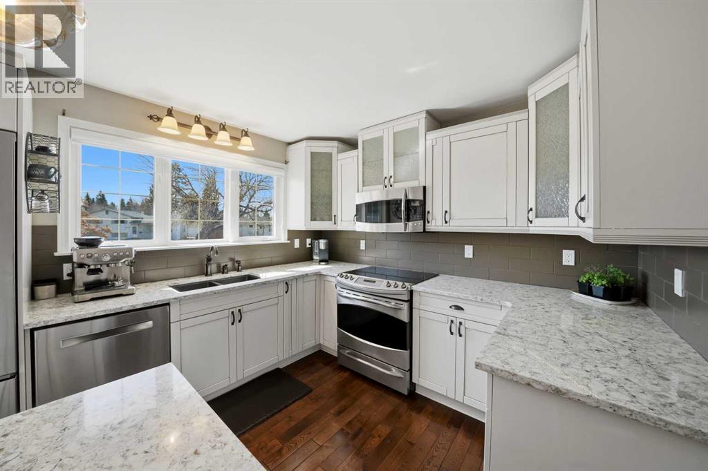 6 Sydney Close, Red Deer