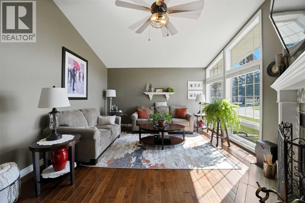 6 Sydney Close, Red Deer