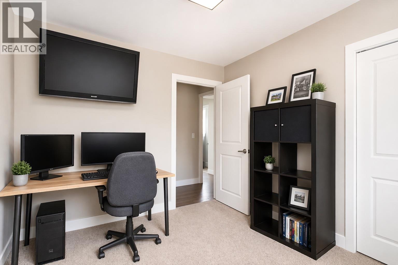 1820 CEDAR DRIVE, Squamish