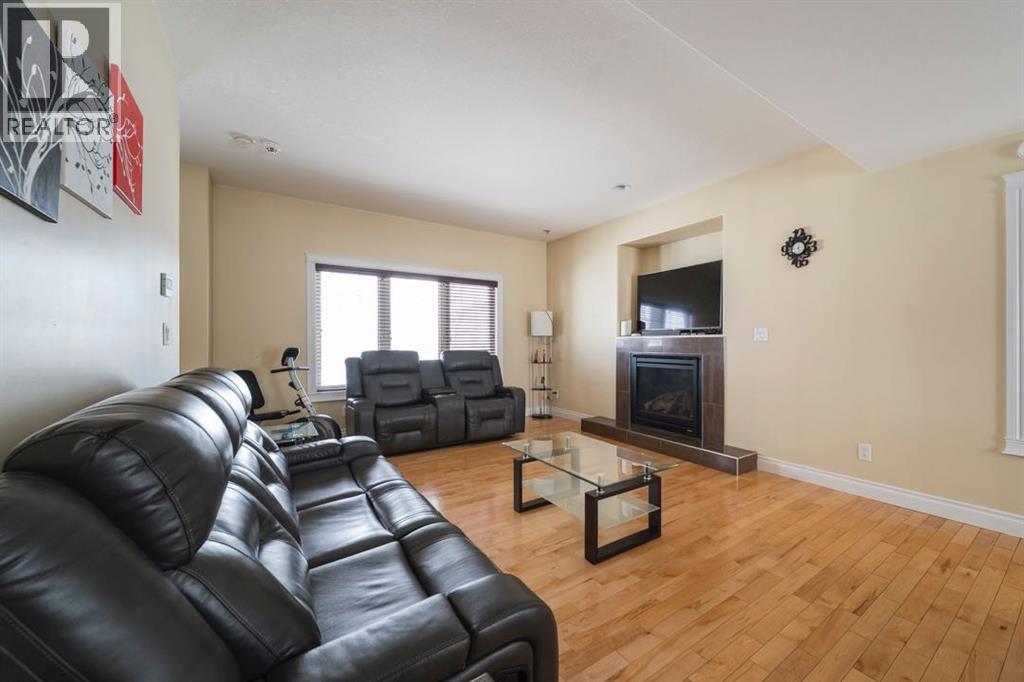 141 Snowy Owl Way, Fort McMurray