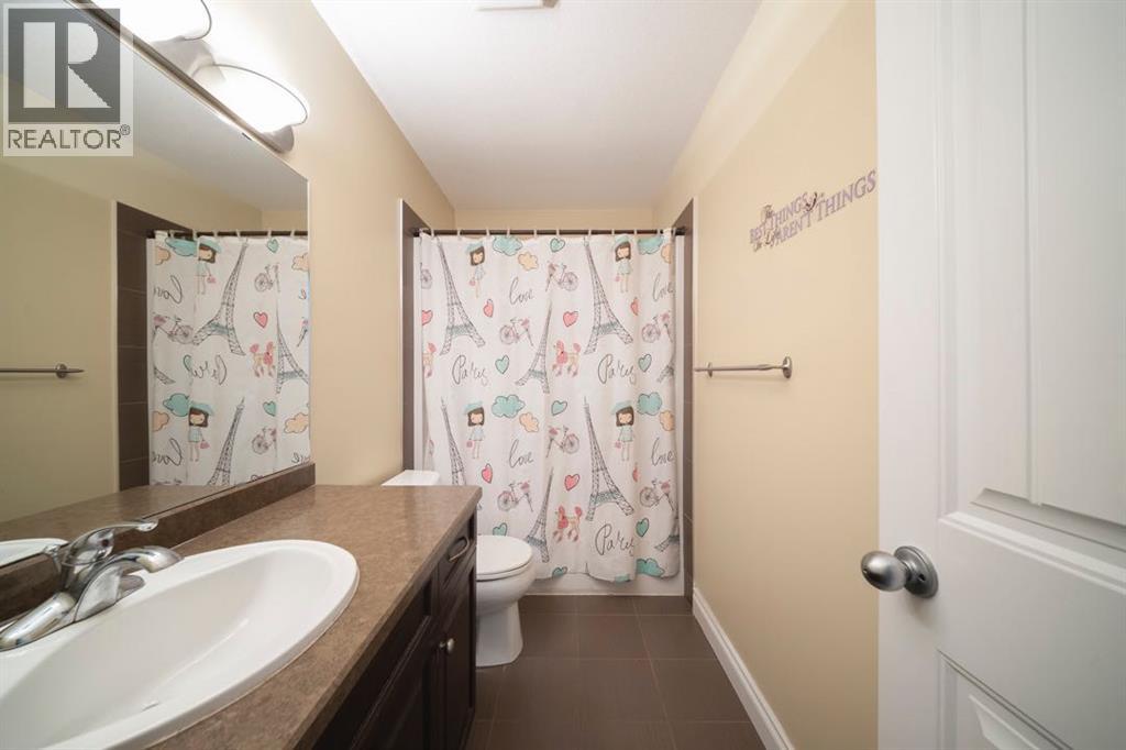 141 Snowy Owl Way, Fort McMurray