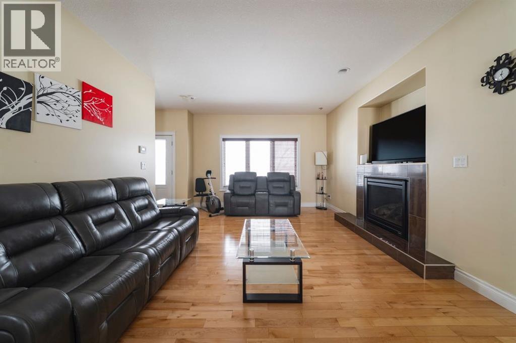 141 Snowy Owl Way, Fort McMurray