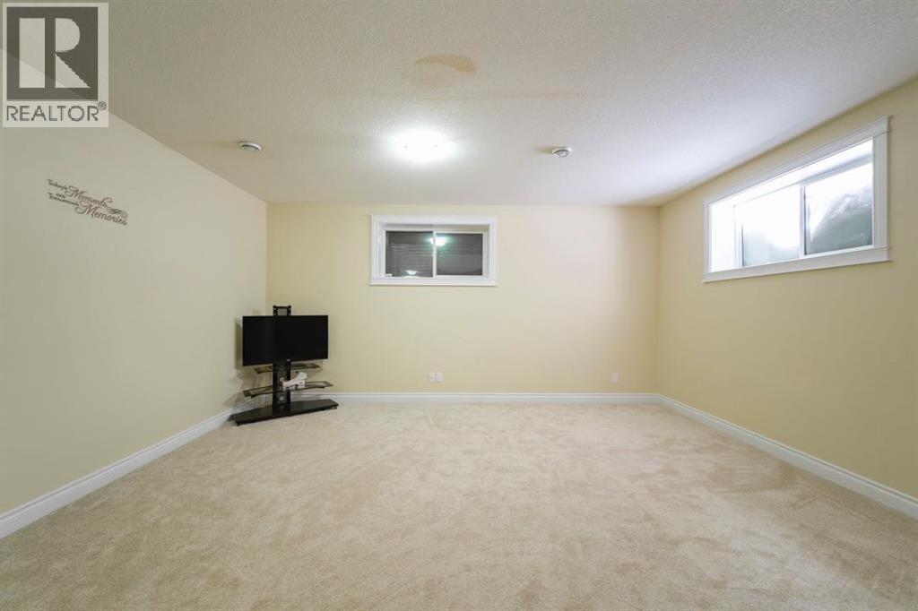 141 Snowy Owl Way, Fort McMurray