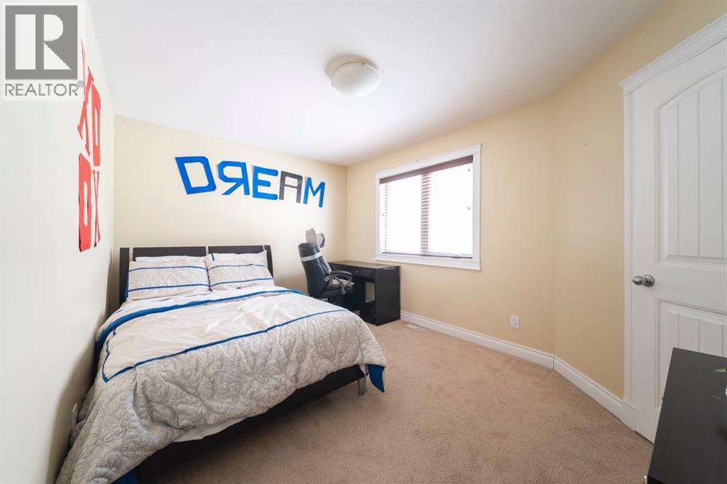 141 Snowy Owl Way, Fort McMurray