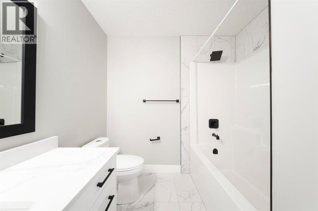128 Stonecreek Landing, Fort McMurray