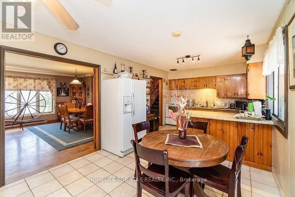 8733 HERITAGE ROAD - 6