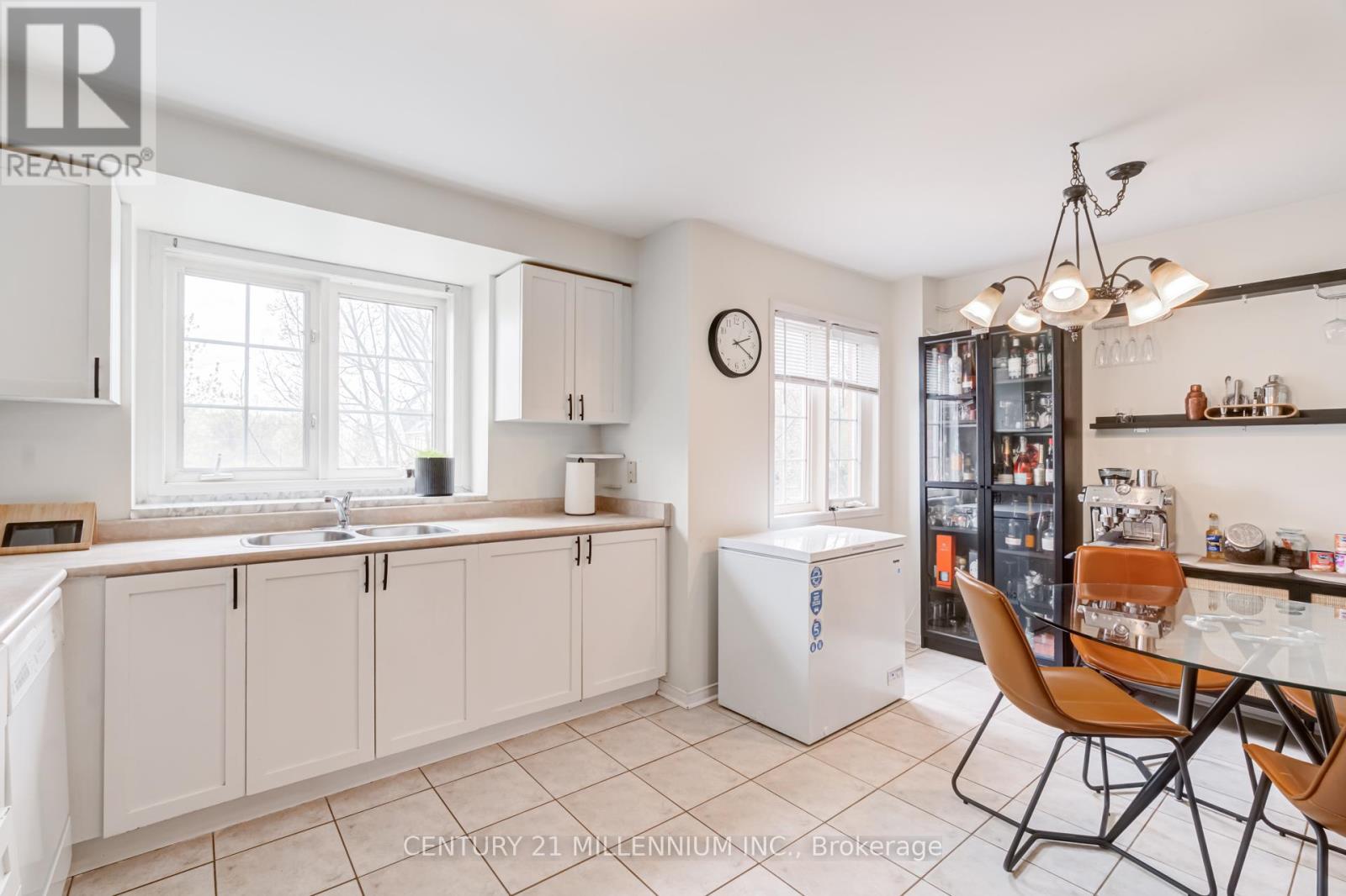 #39 7190 ATWOOD LANE - 18