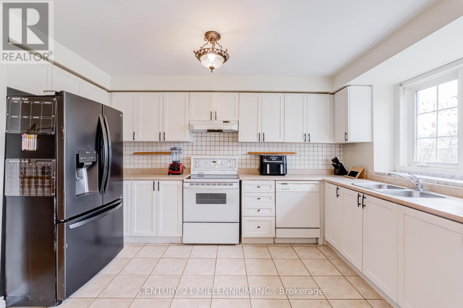 #39 7190 ATWOOD LANE - 20