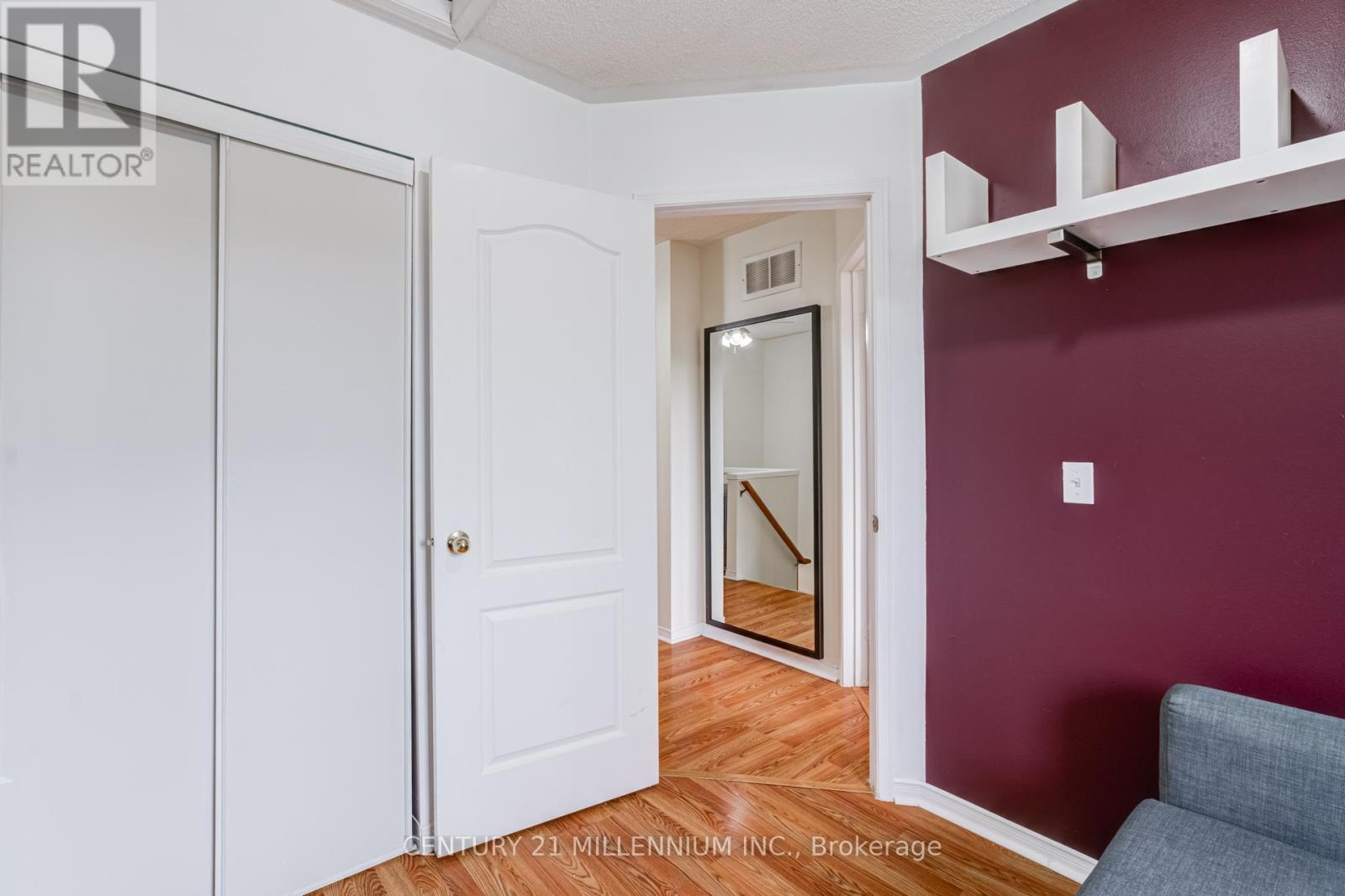 #39 7190 ATWOOD LANE - 31