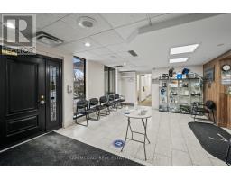 1645 Dundas Street W, Mississauga, ON L5C1E3 Photo 10