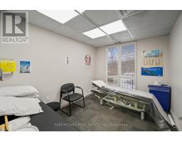 1645 Dundas Street W, Mississauga, ON L5C1E3 Photo 28