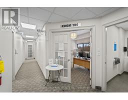 1645 Dundas Street W, Mississauga, ON L5C1E3 Photo 32