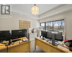 1645 Dundas Street W, Mississauga, ON L5C1E3 Photo 33