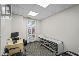 1645 Dundas Street W, Mississauga, ON L5C1E3 Photo 35