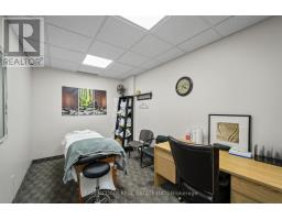 1645 Dundas Street W, Mississauga, ON L5C1E3 Photo 37