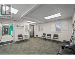 1645 Dundas Street W, Mississauga, ON L5C1E3 Photo 38