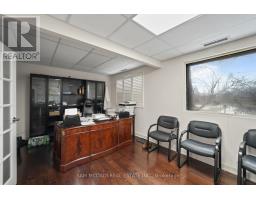 1645 Dundas Street W, Mississauga, ON L5C1E3 Photo 45