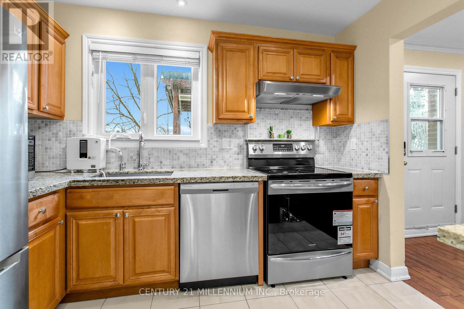 1426 WILSON AVENUE - 14