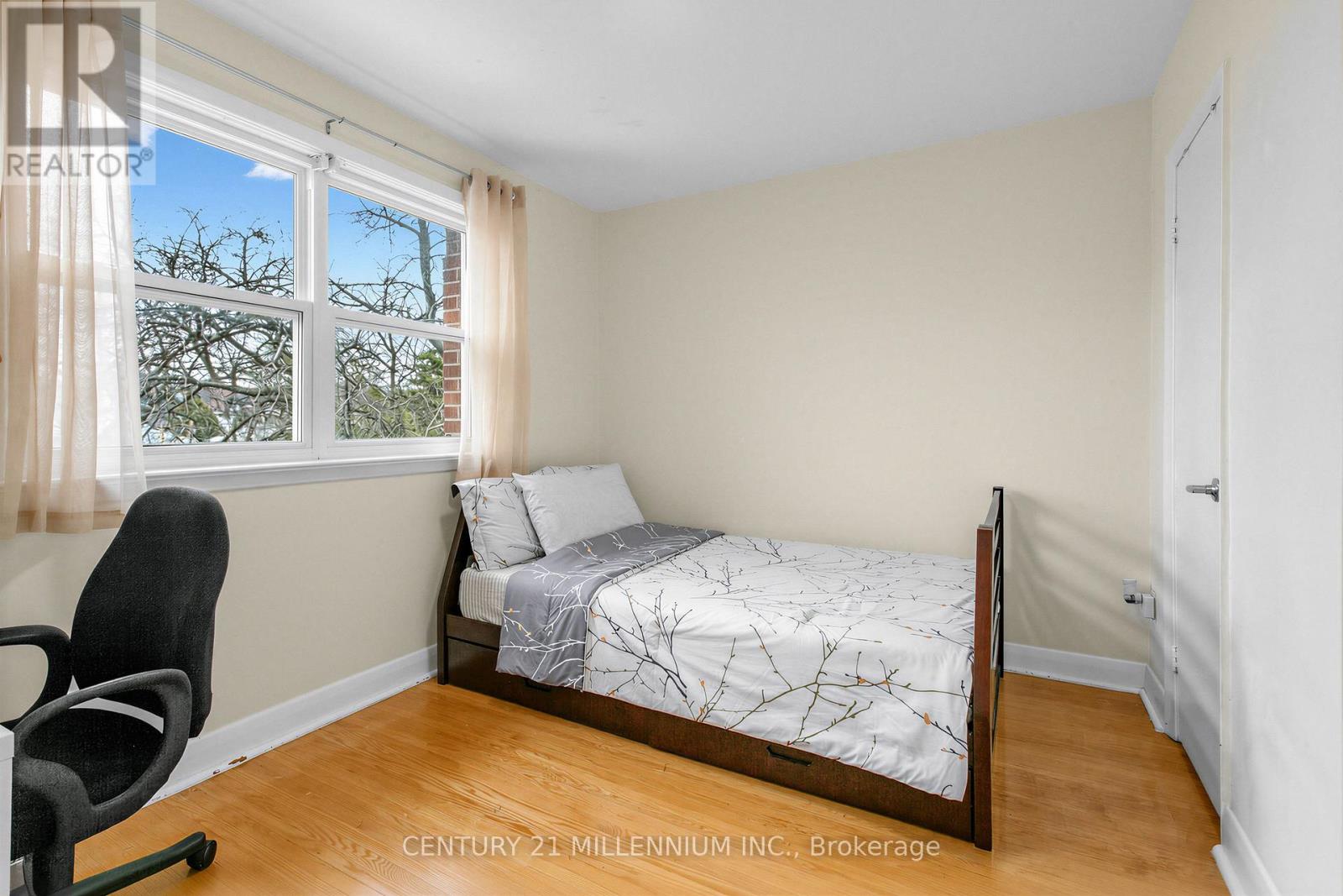 1426 WILSON AVENUE - 17