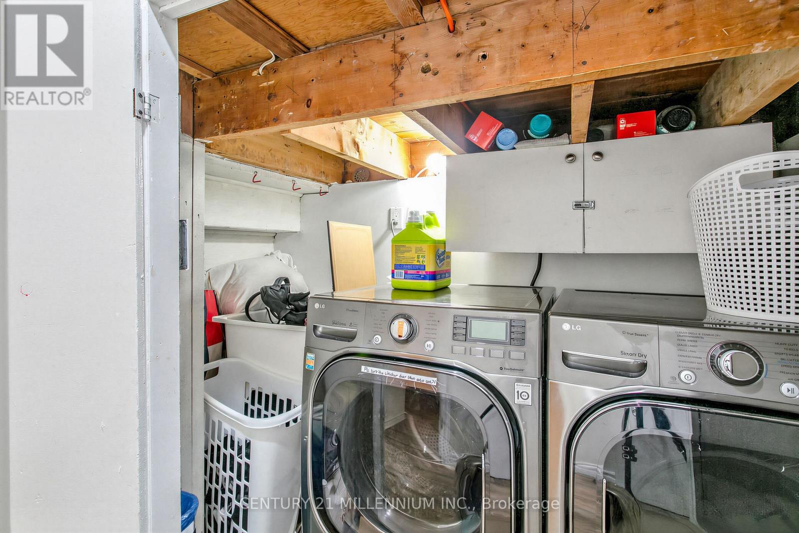1426 WILSON AVENUE - 29