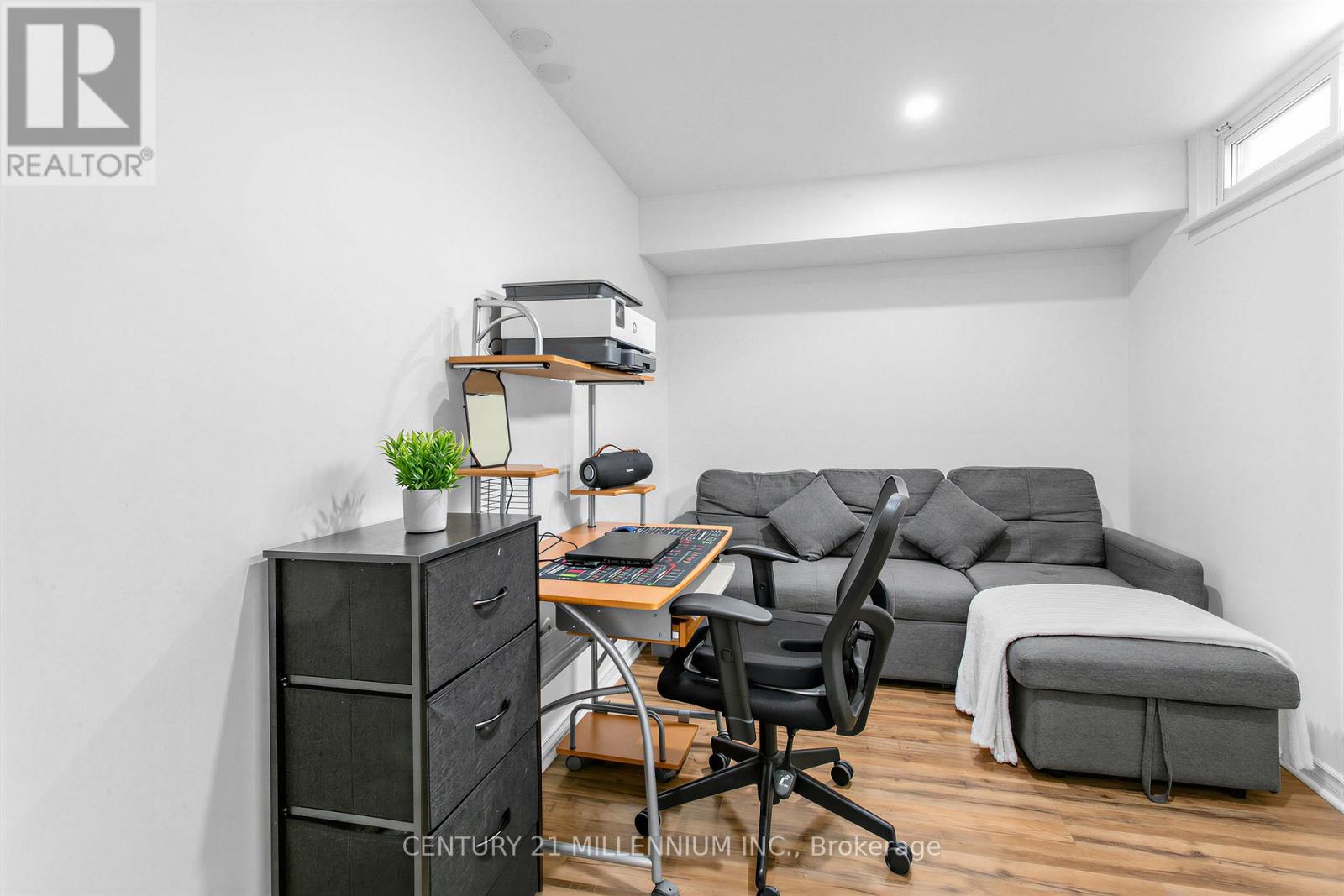 1426 WILSON AVENUE - 30