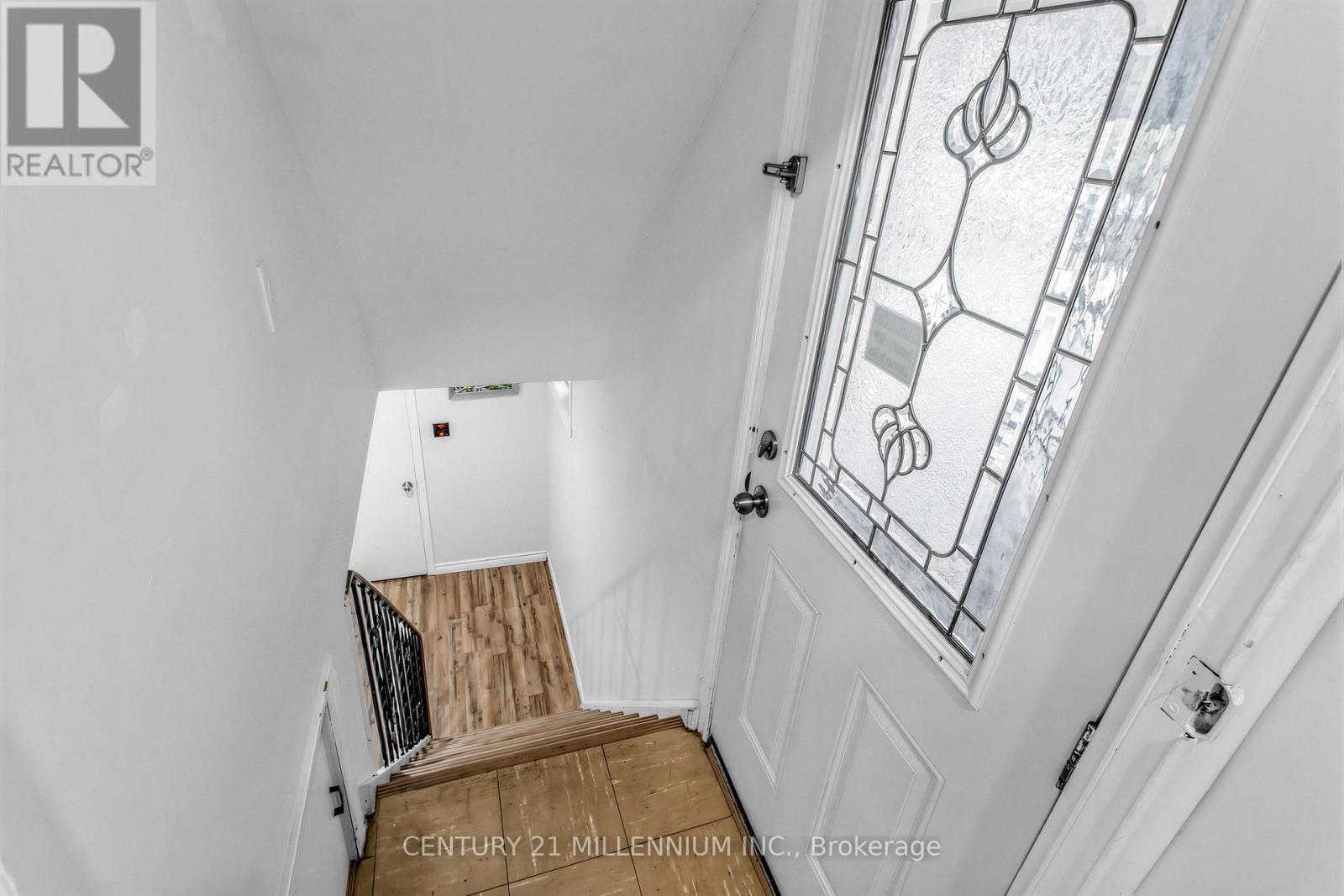 1426 WILSON AVENUE - 32