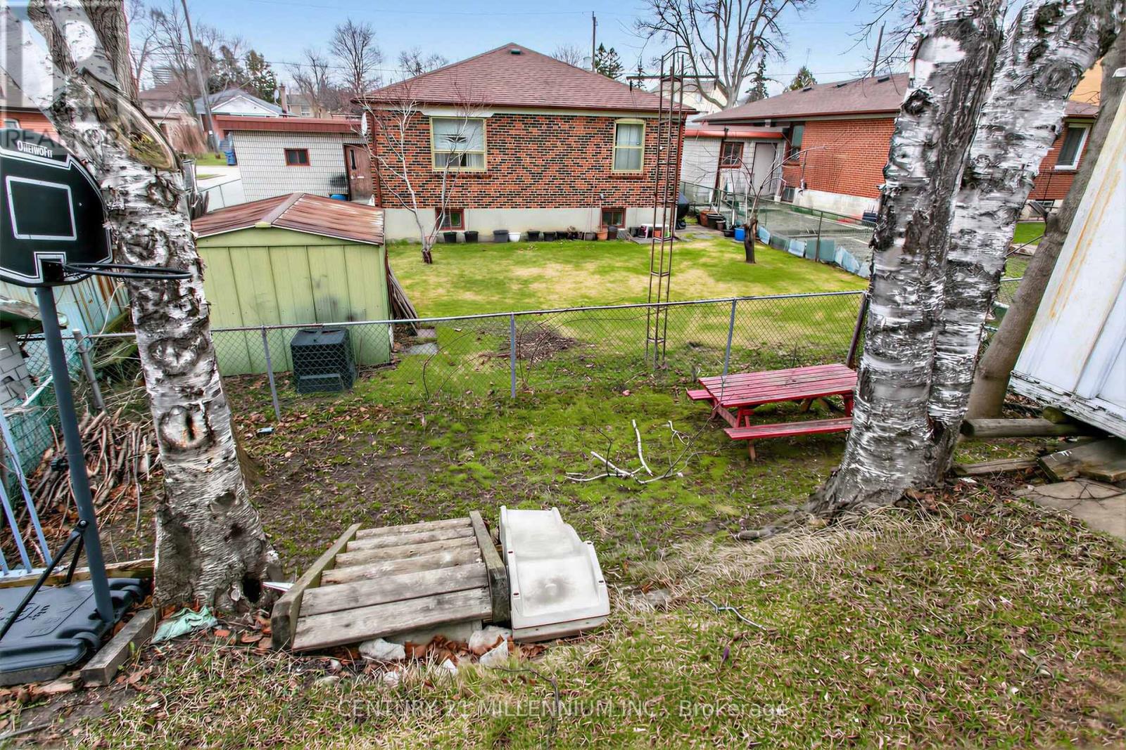 1426 WILSON AVENUE - 38