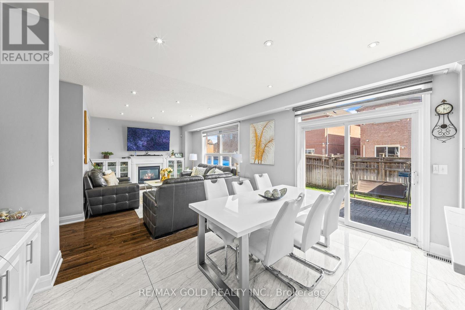 3 POWELL DRIVE - 17