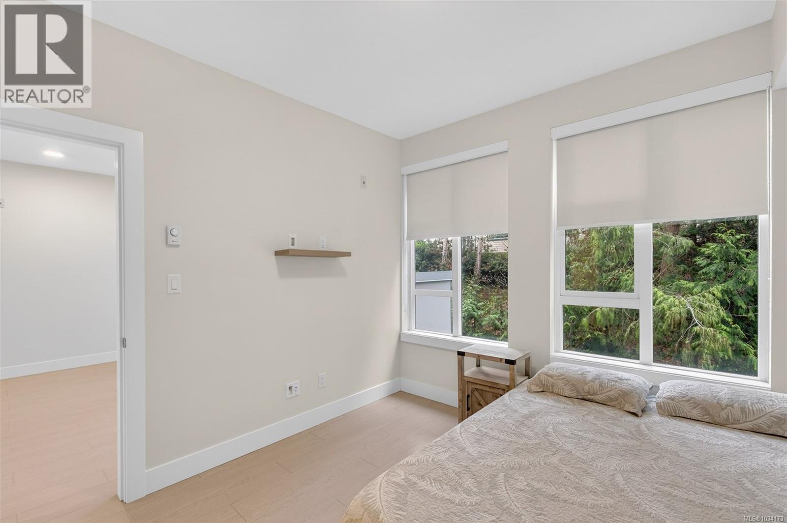 #303 1450 Glentana Rd - 15