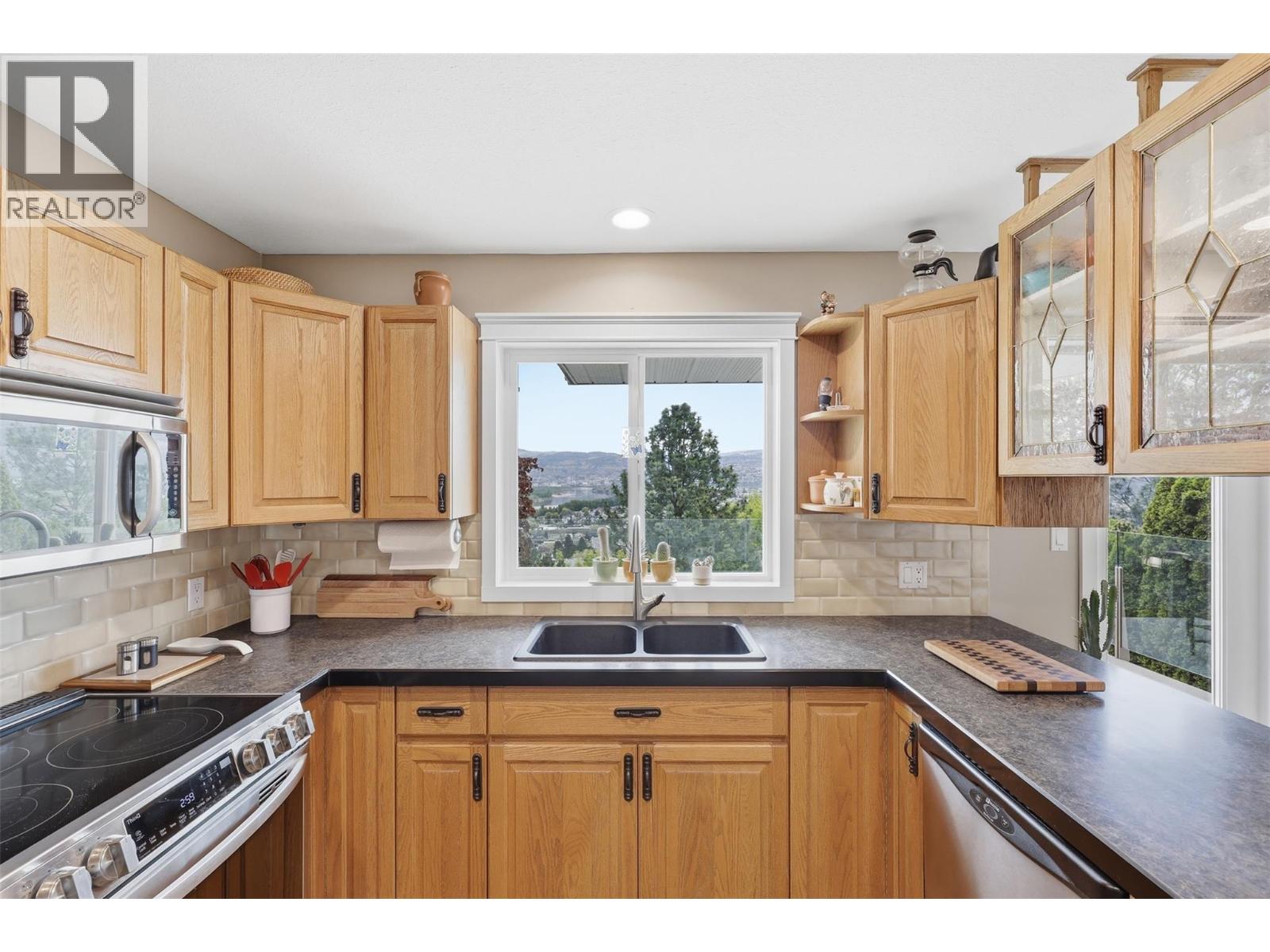 865 Norview Road - 16